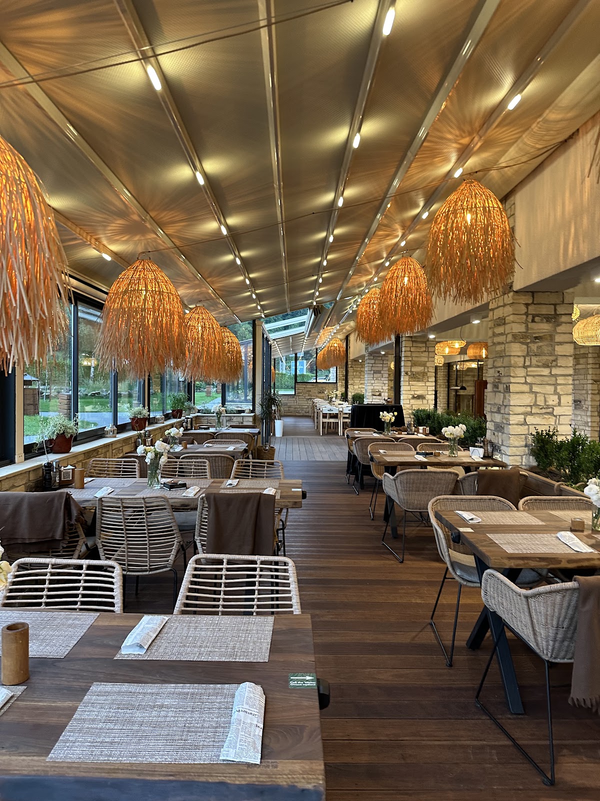 Kimpolung Steakhouse - foto 1