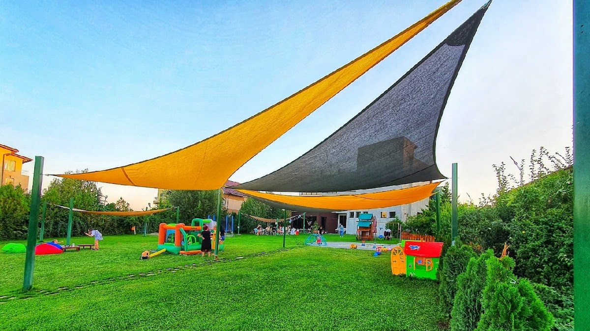Kinder Village Playground, Pipera (Voluntari)