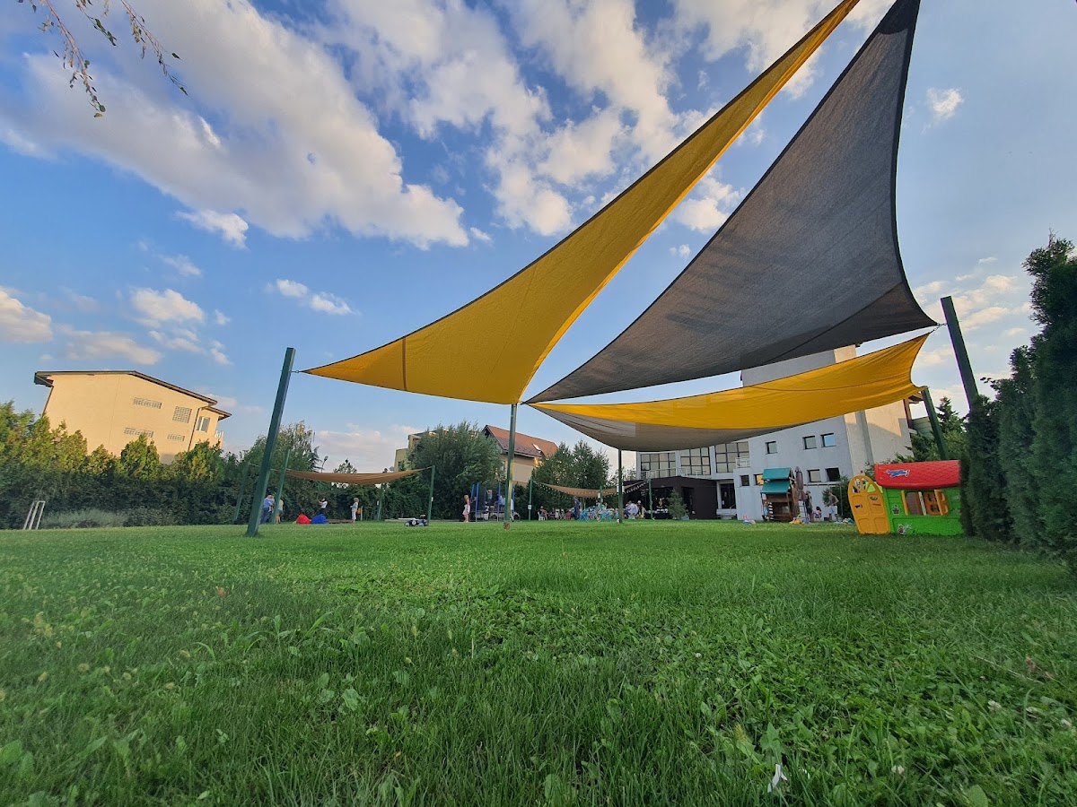 Kinder Village Playground - foto 2