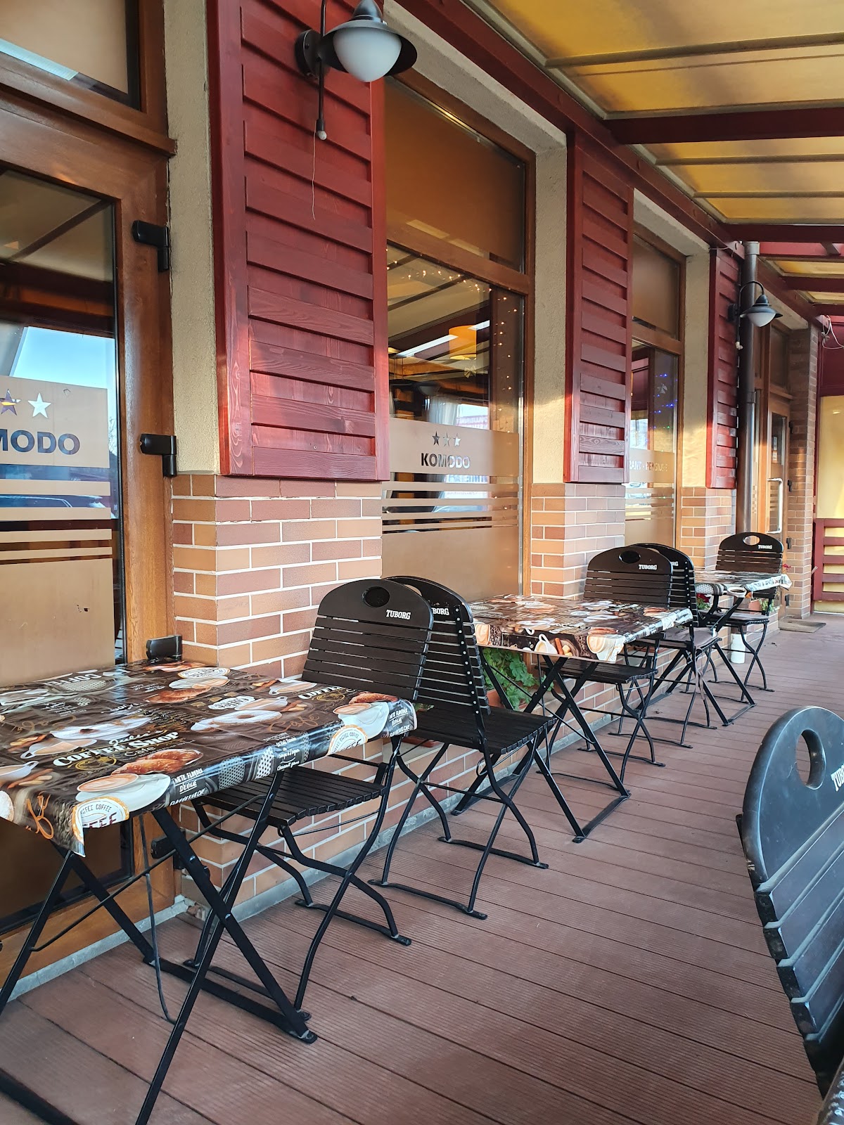 Komodo Pensiune & Restaurant - foto 1