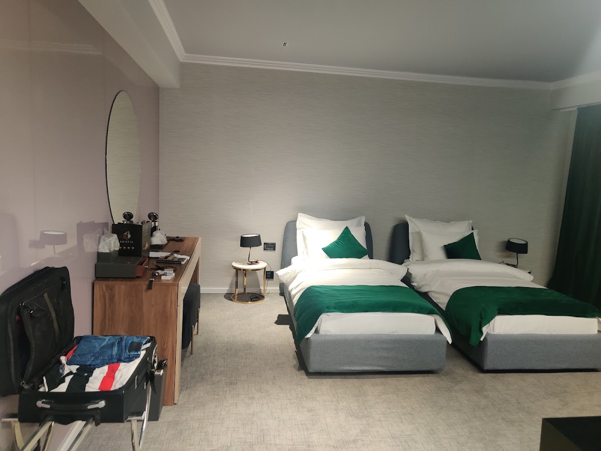 KristalHotel Focșani - foto 2