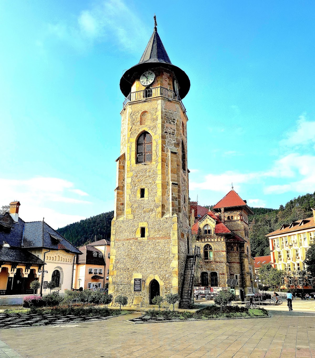 La Curtea Domnească - foto 4