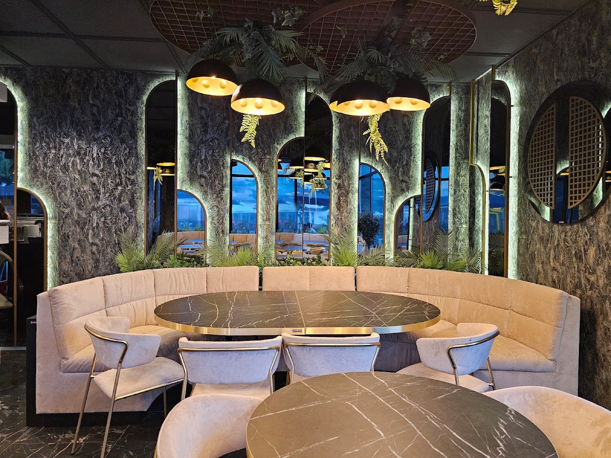 La Familiar - foto 1