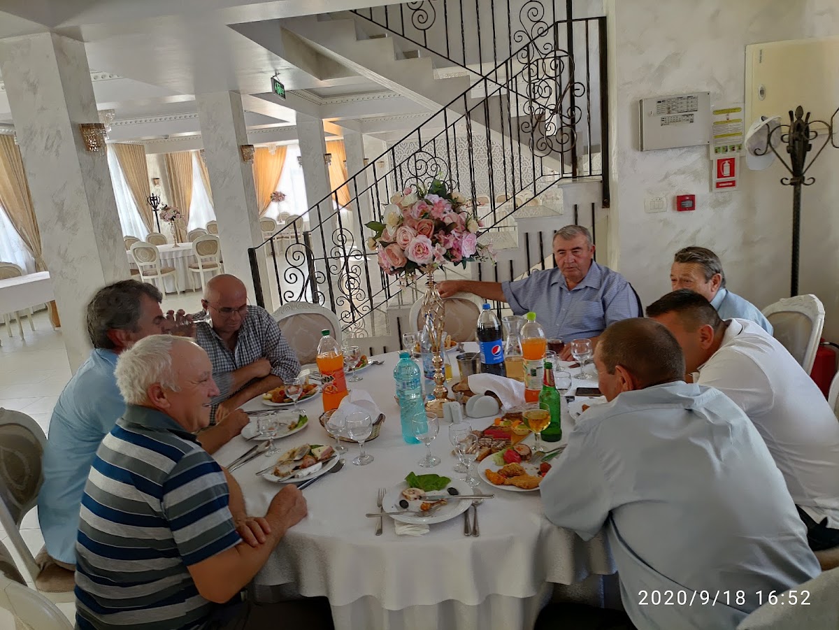 Da Frații Jecan - foto 1