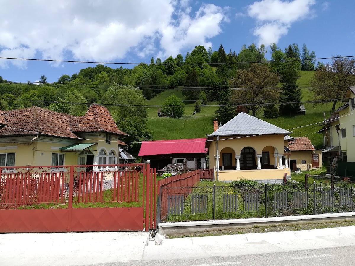 LA IONICA