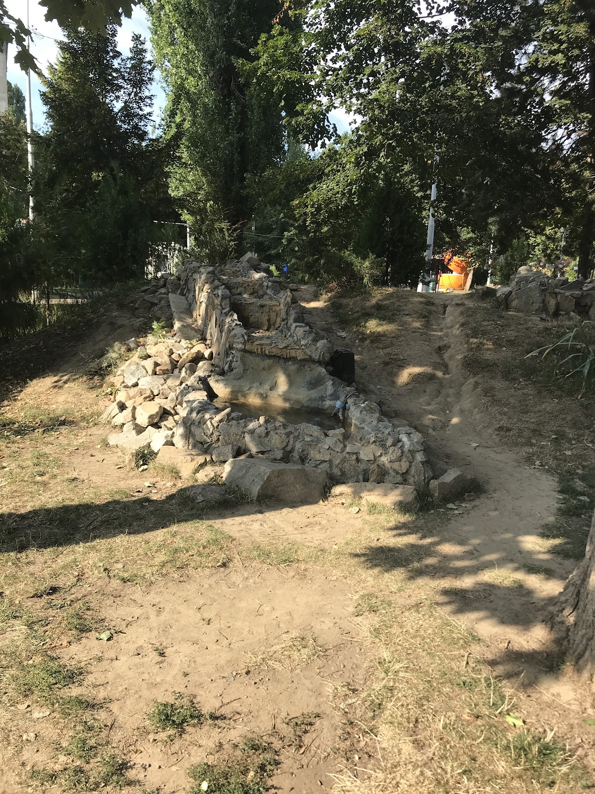 LA IZVOR - foto 5