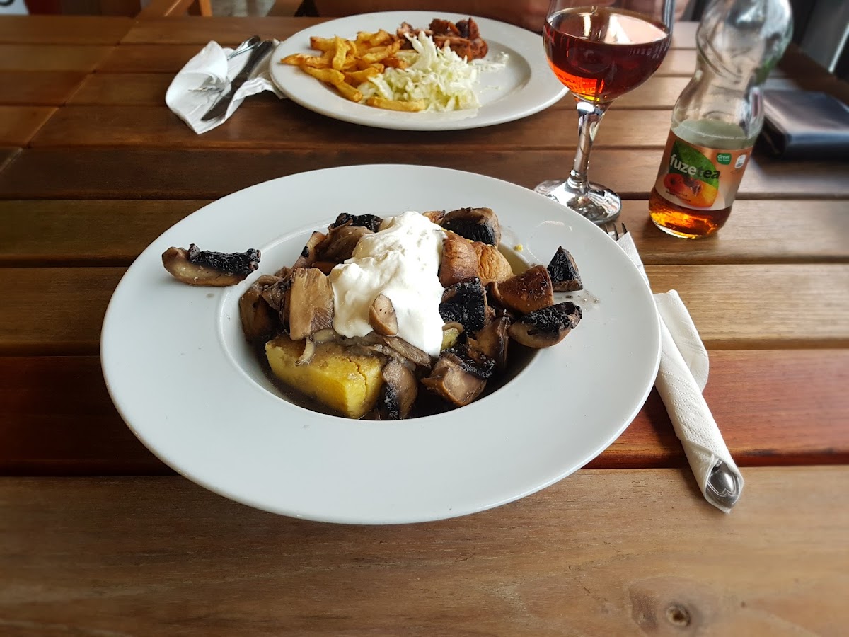 Da Măria e Ion - foto 2