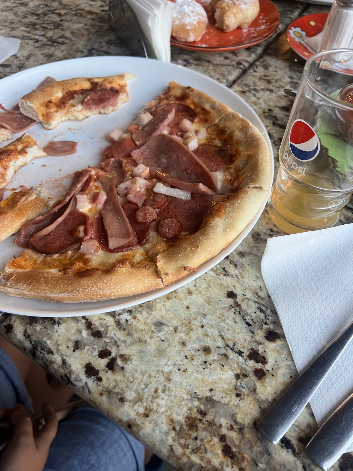 Restaurant La Mihai - foto 2