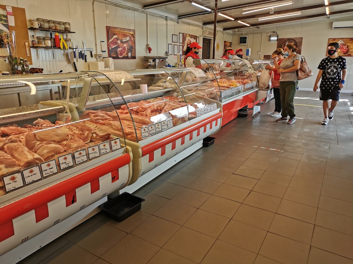 Bei Mircea Macelaru Fabrica - foto 2