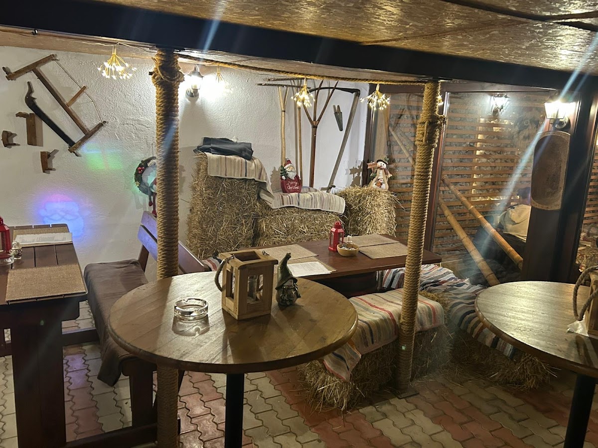 La Poarta Moțului - foto 1