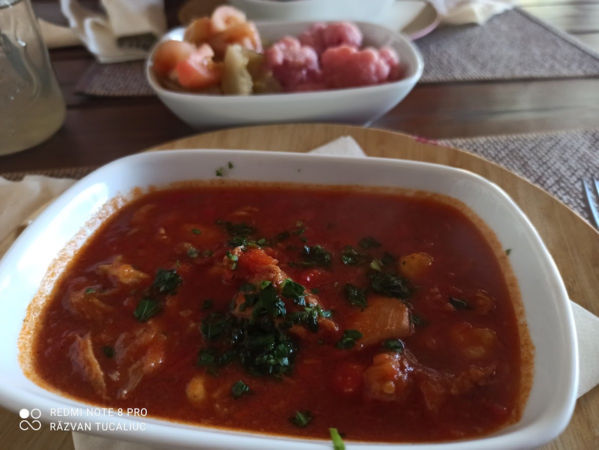 La Poarta Moțului - foto 4