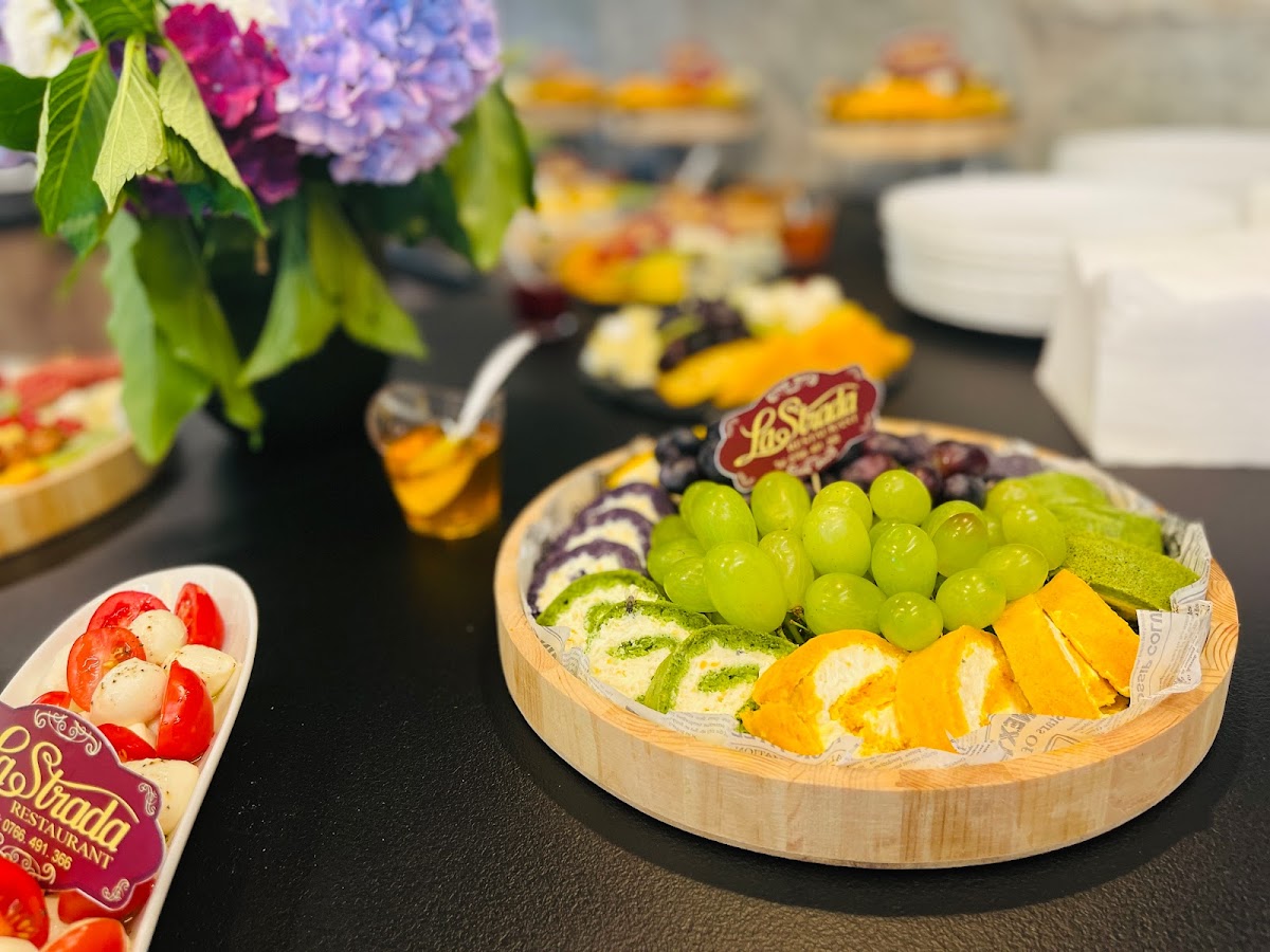 LA STRADA OTELU ROSU - foto 4