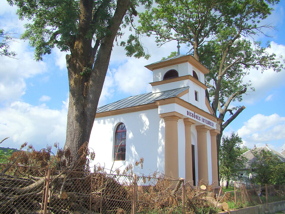 Lacasul de cult Chiuza, Chiuza