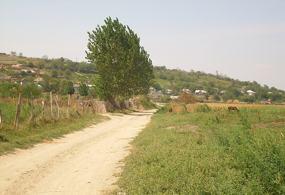 Lacasul de cult Garvăn, Garvăn