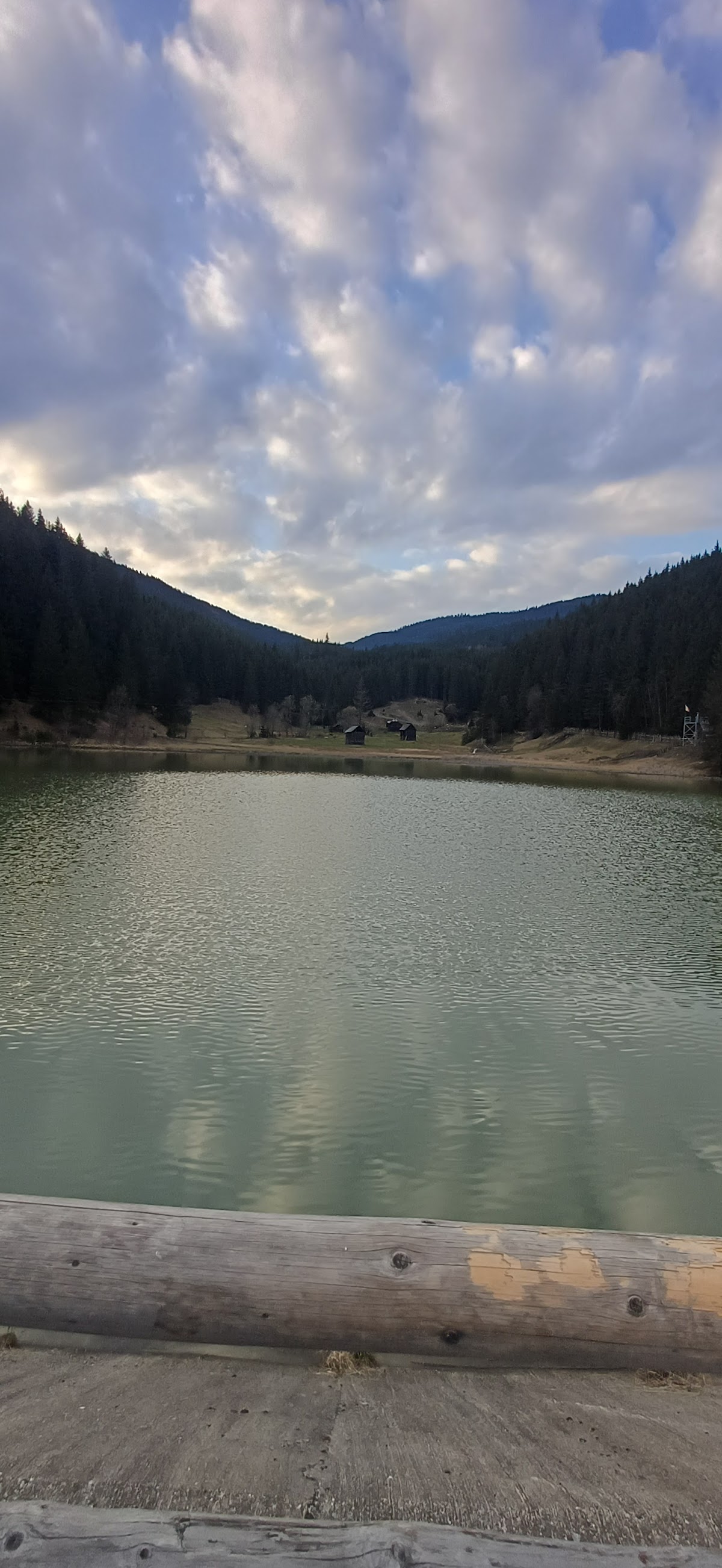 Lacul Iezerul Sadovei - foto 3