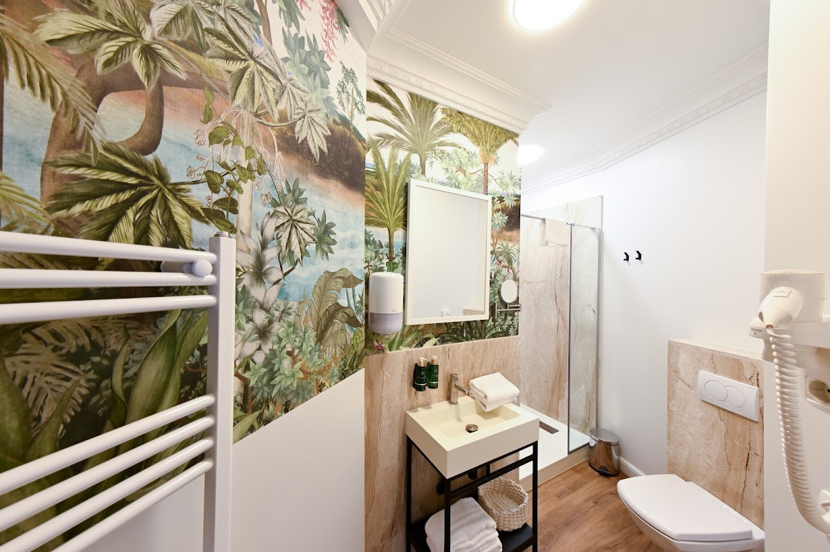 Leda Residence