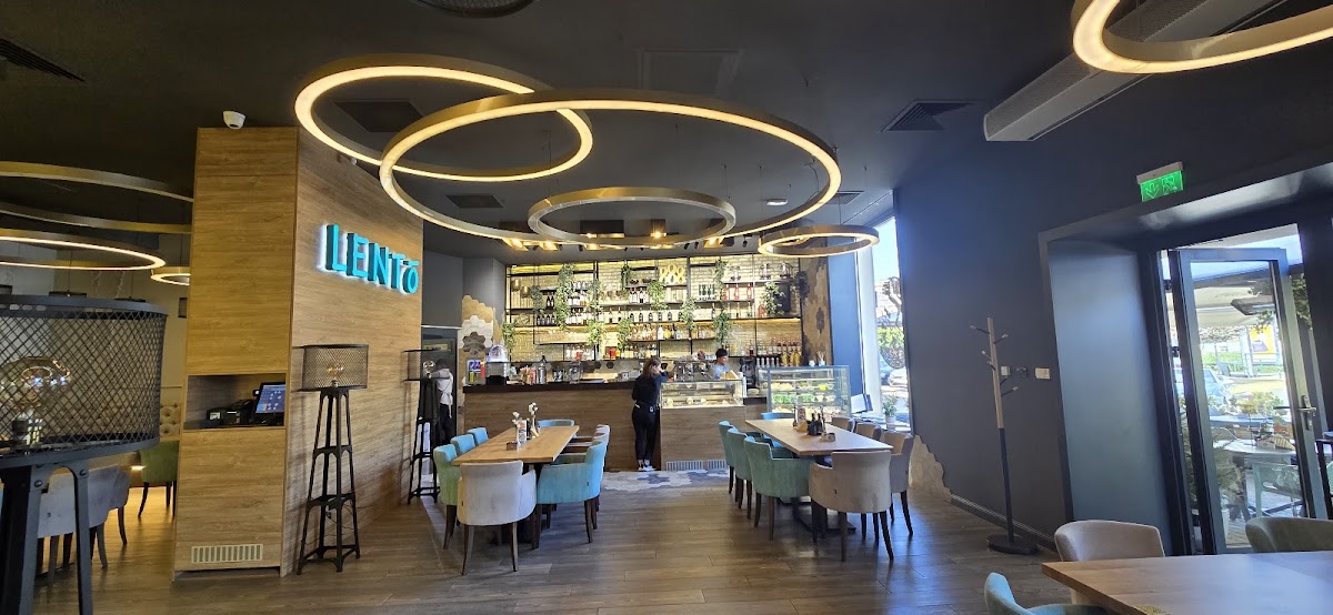 Lento Café & Bistro - foto 3