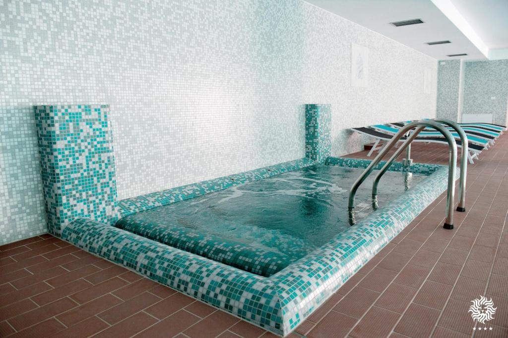 Leon Hotel