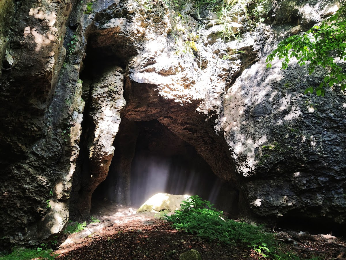 Lii cave - foto 2