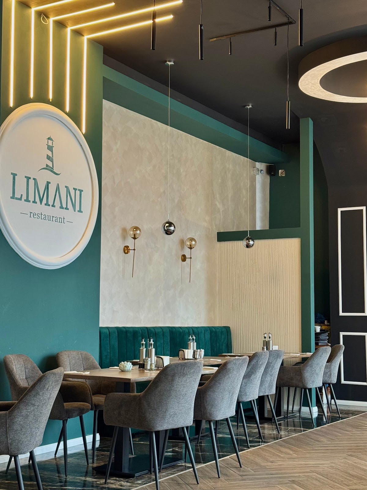 Limani Étterem, Alba Iulia