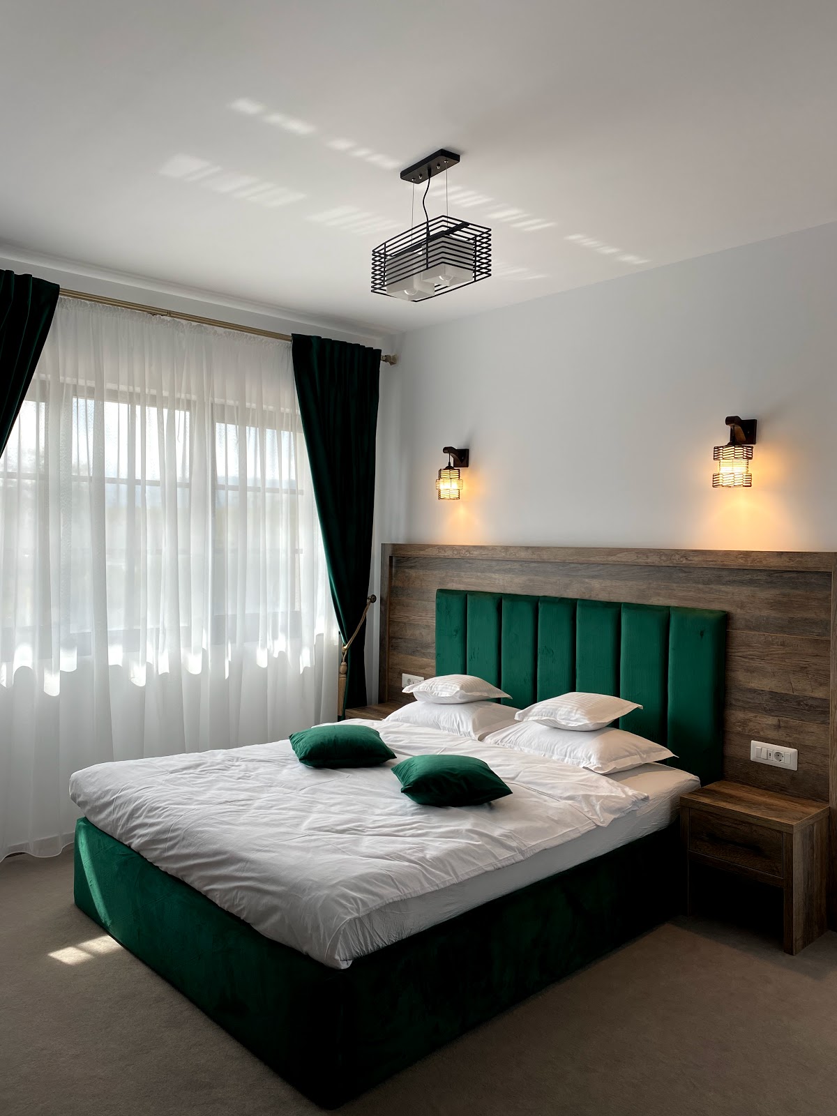 Livada Bucovinei - foto 2