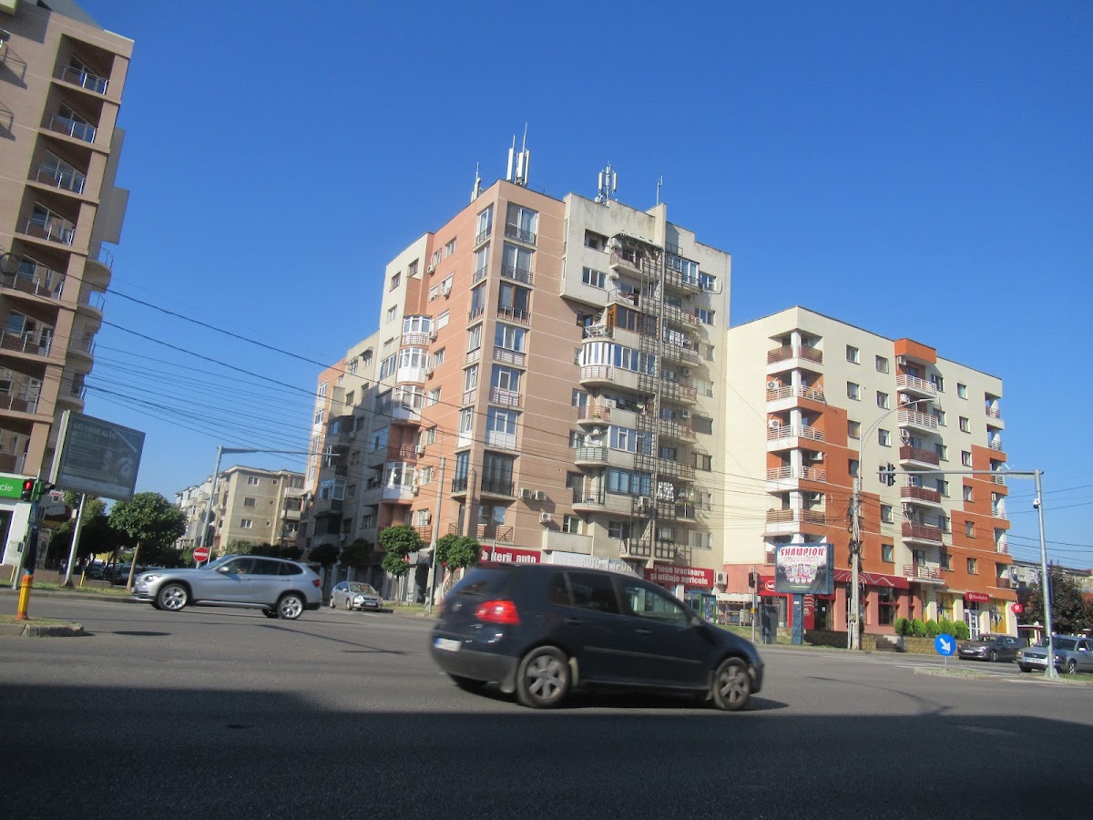Loc de joaca pentru copii - foto 4