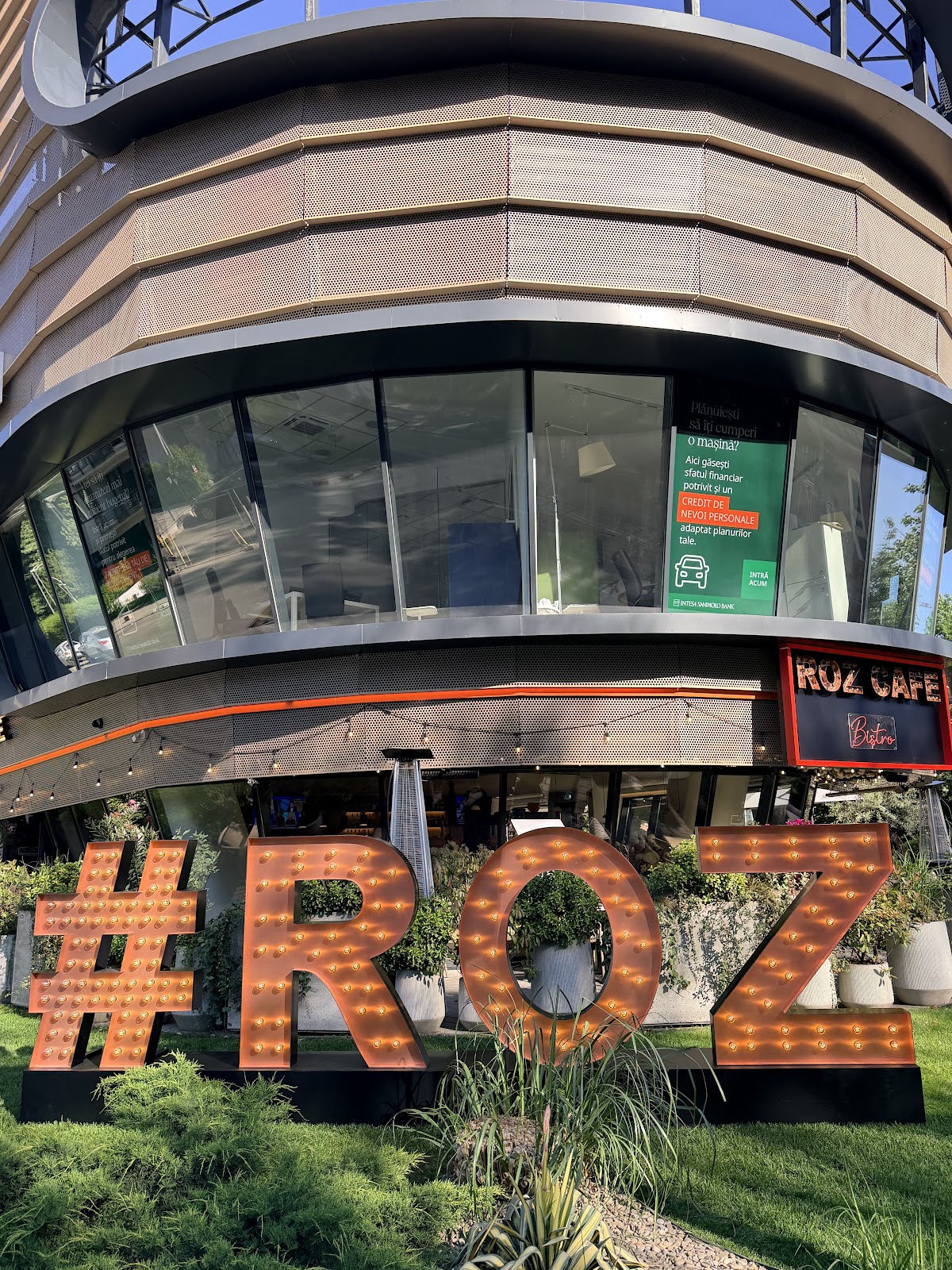Locals by Roz Cafe - foto 3