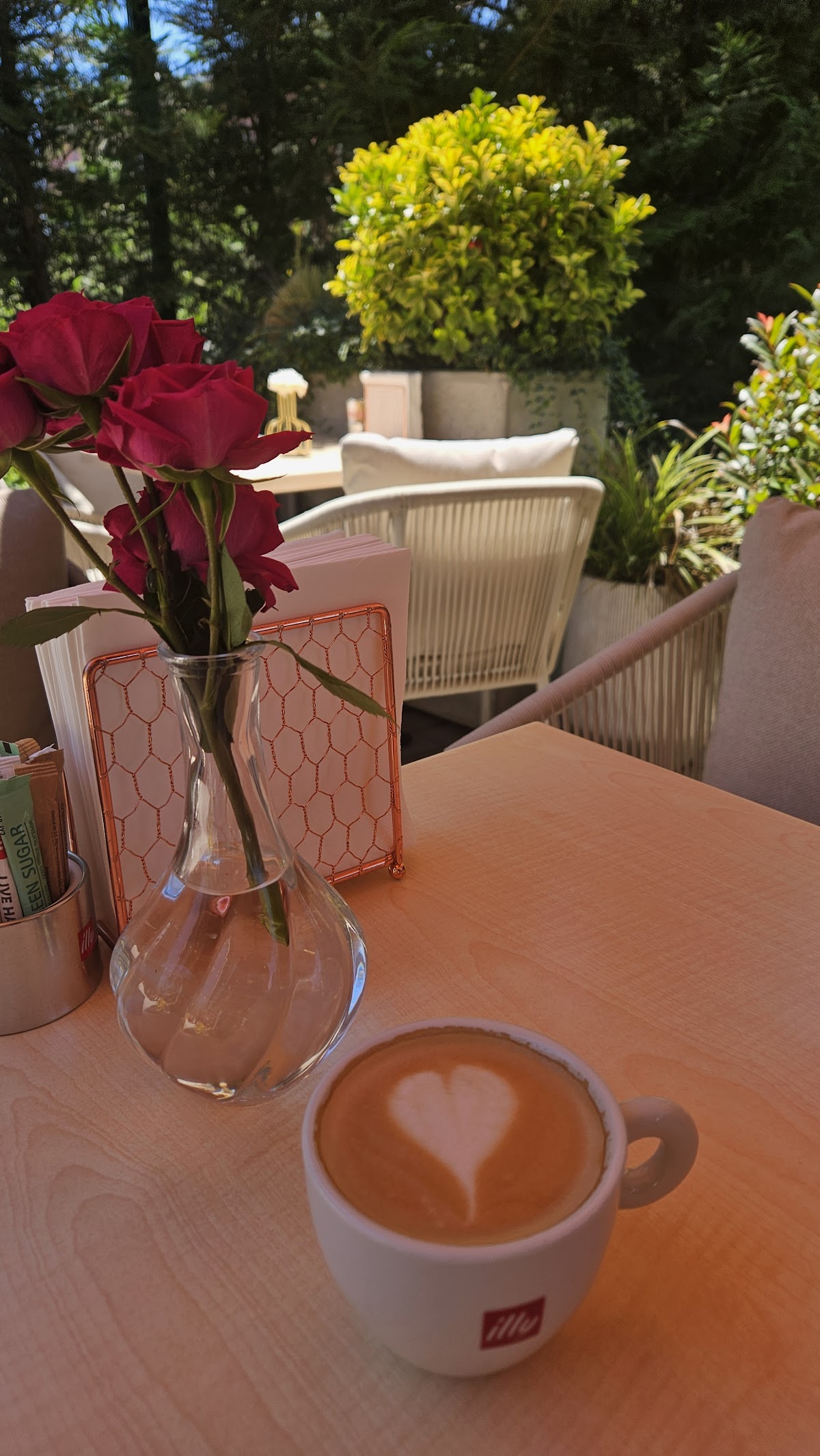 Locals by Roz Cafe - foto 5
