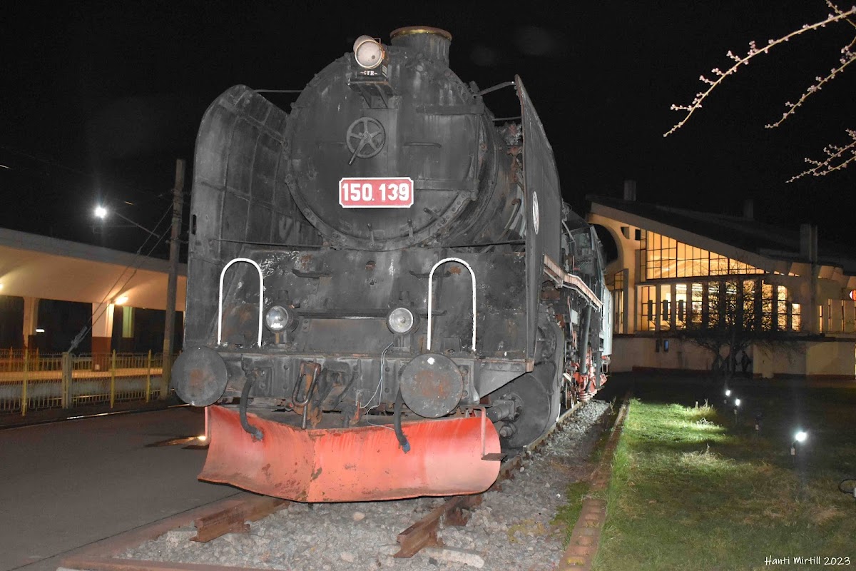 Locomotive à Vapeur 150-139 à la Gare de Cluj-Napoca - foto 3