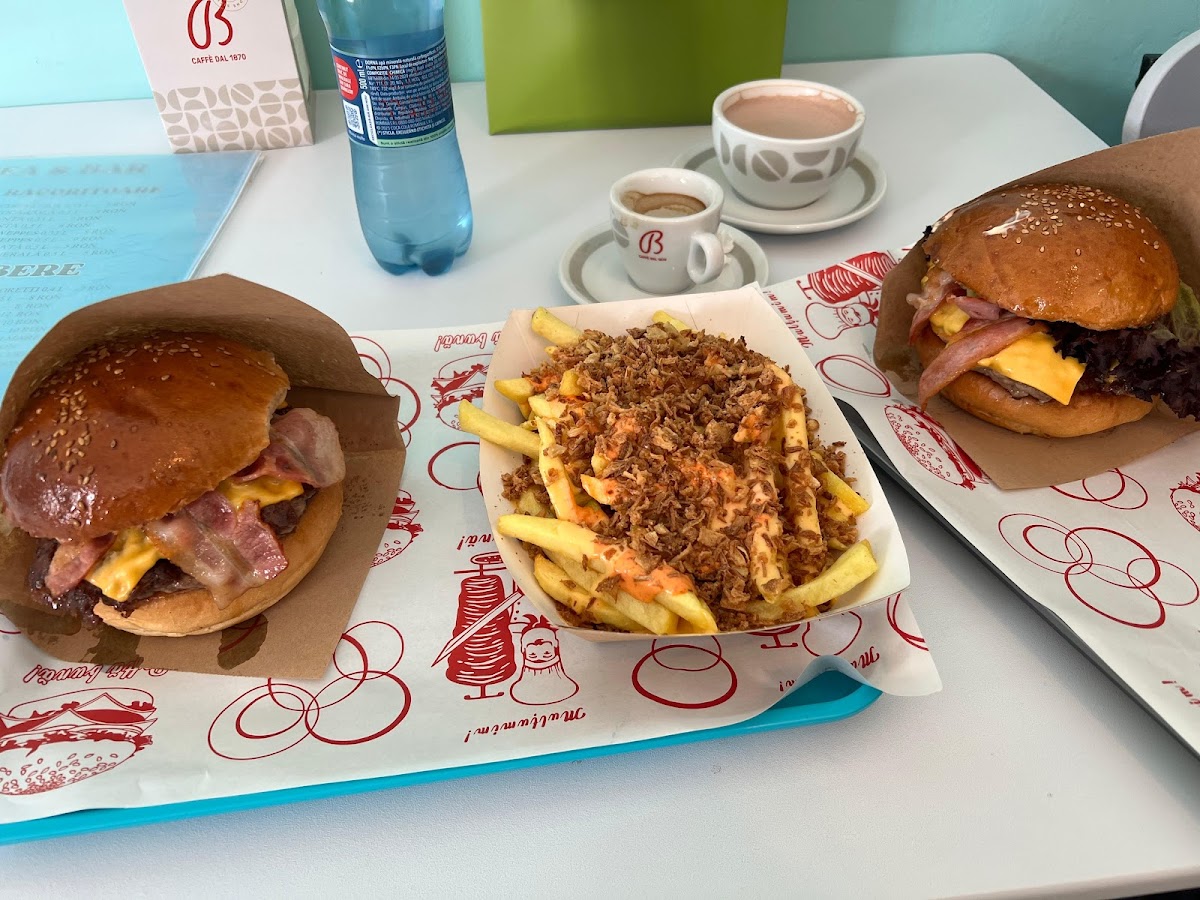 M & C Burger - foto 3