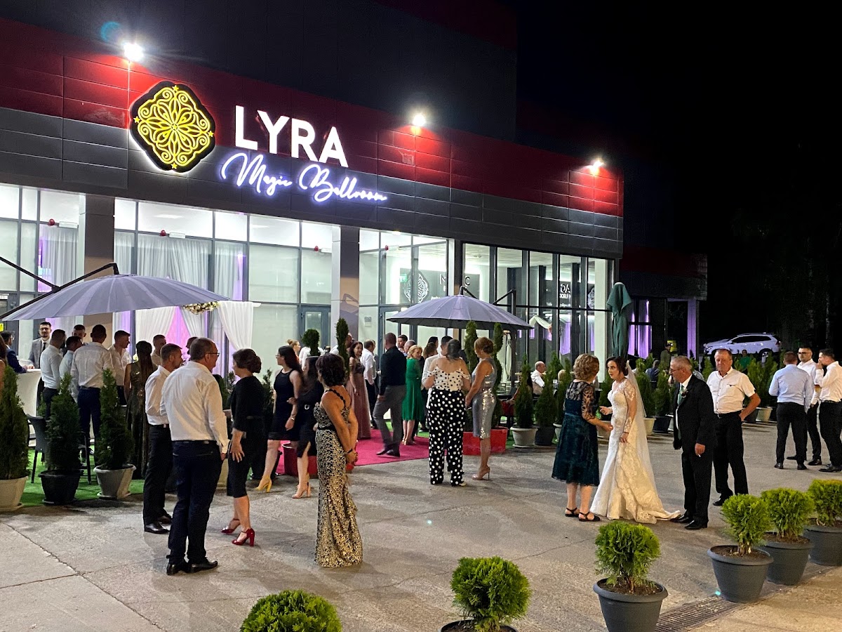 Magic Ballroom Harlau - foto 2