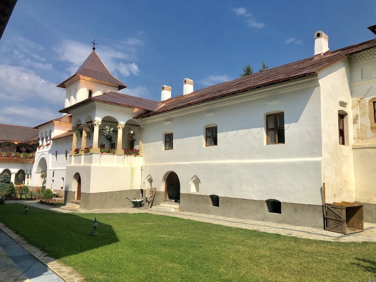 Mănăstirea Aninoasa - foto 5