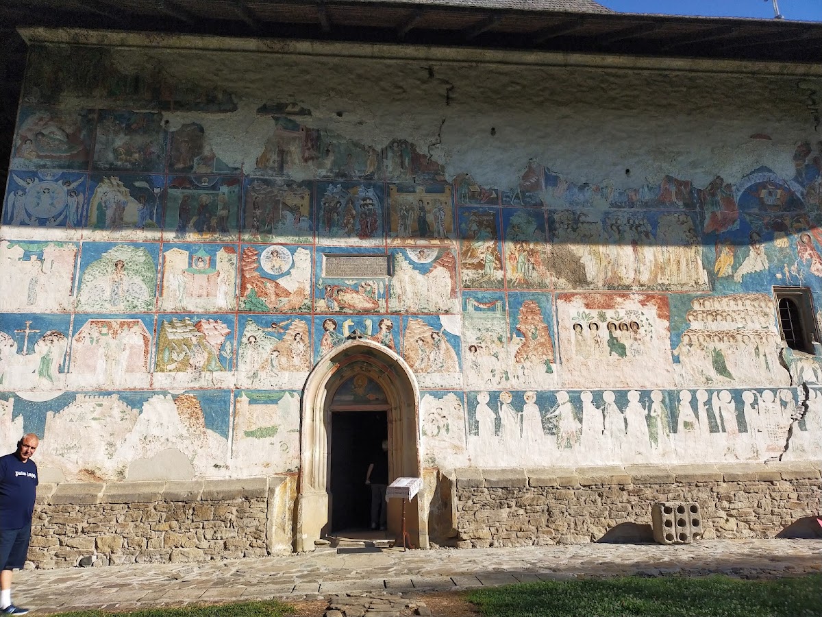 Mănastirea Arbore - foto 4