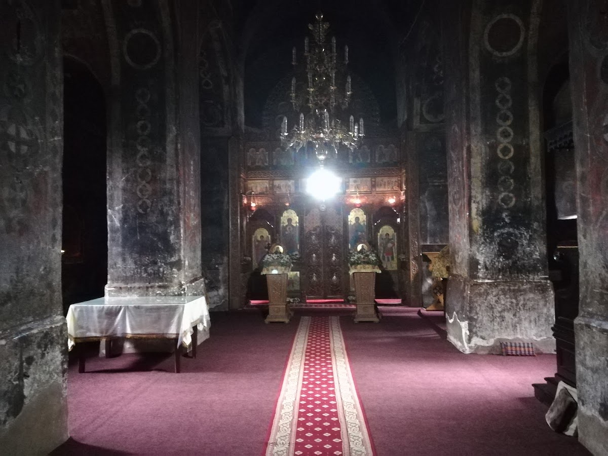 Mănăstirea Bogdana - foto 4