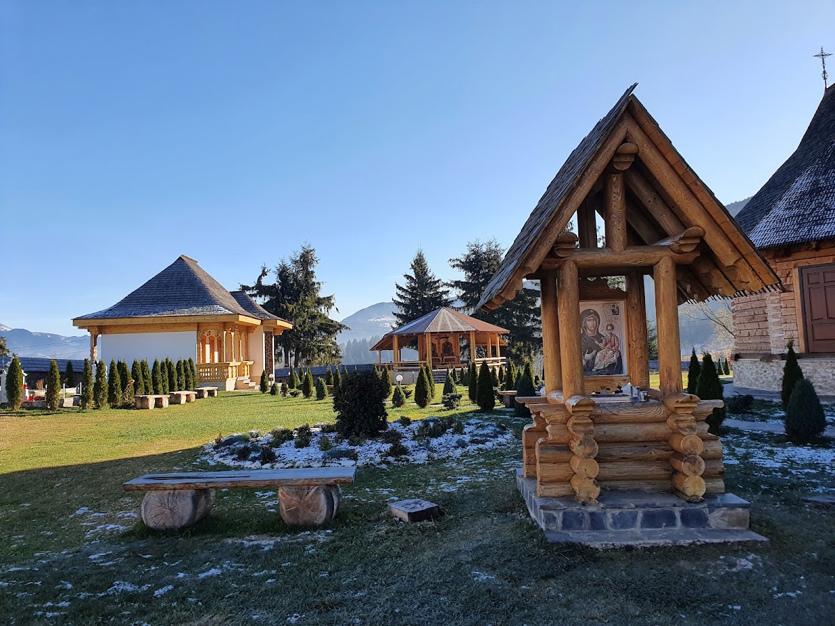 Mănăstirea Borșa Pietroasa - foto 4