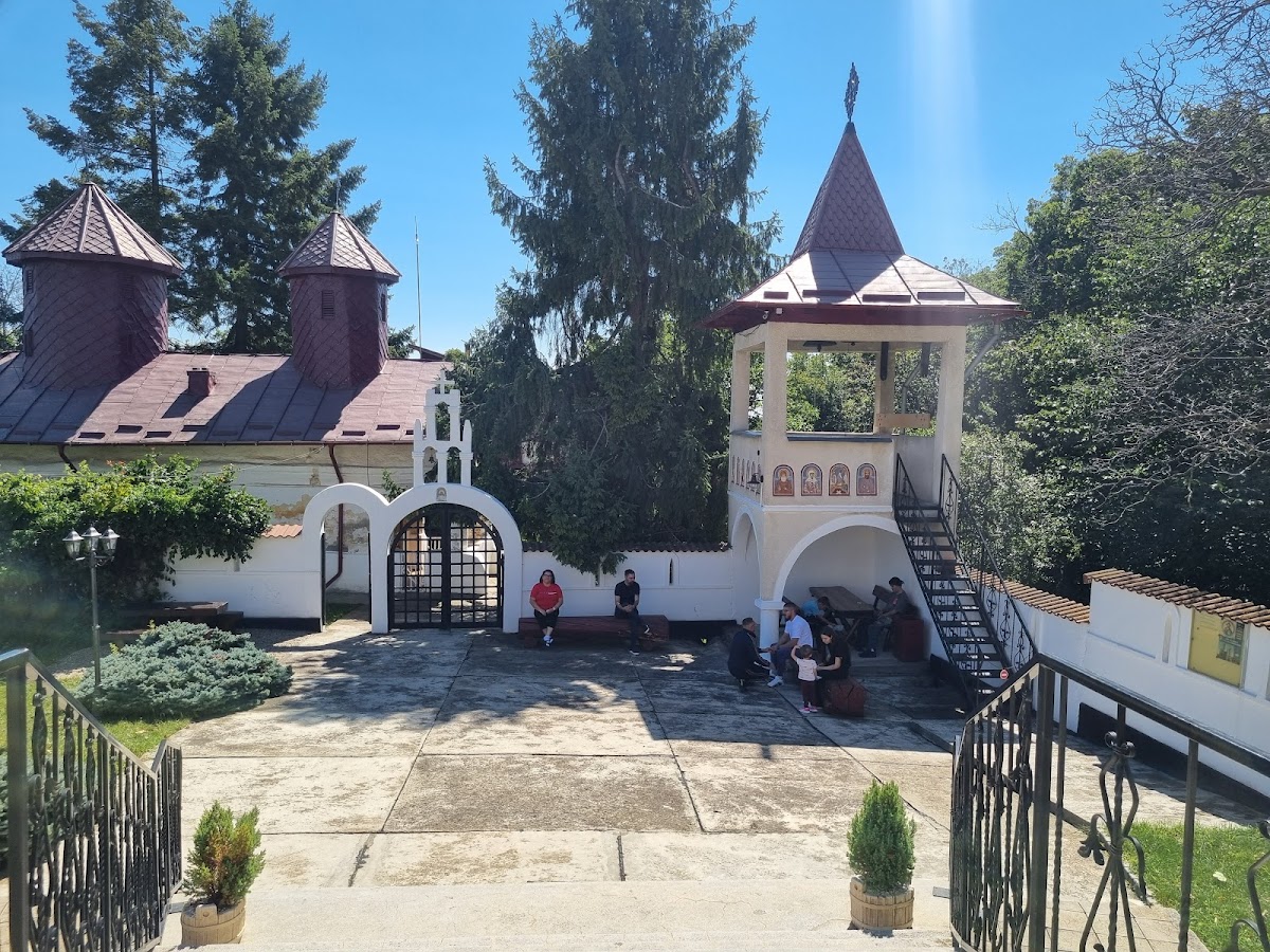 Bunea Monastery - foto 4