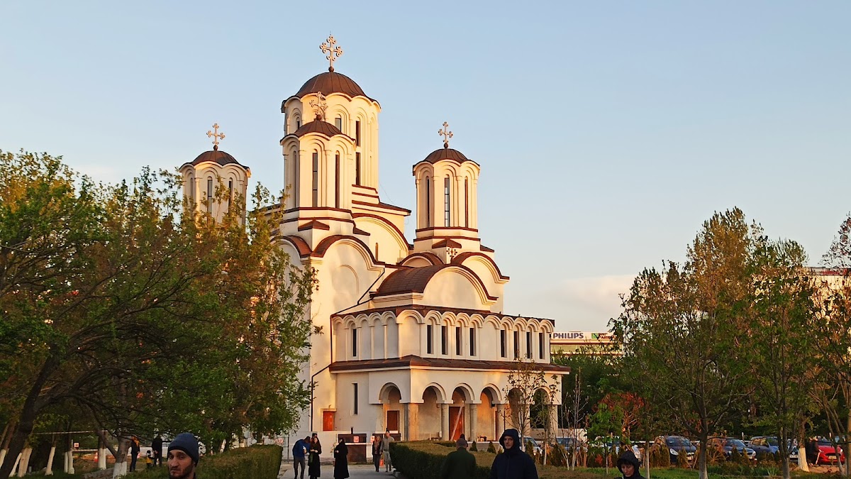 Mănăstirea Christiana - foto 1