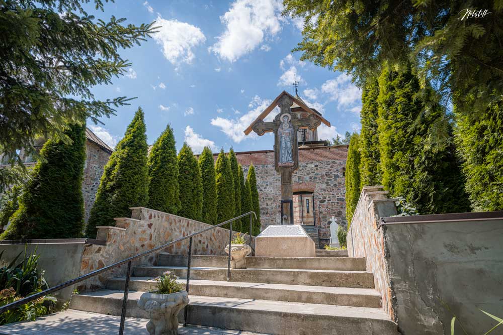 Mănăstirea Cornet - foto 4