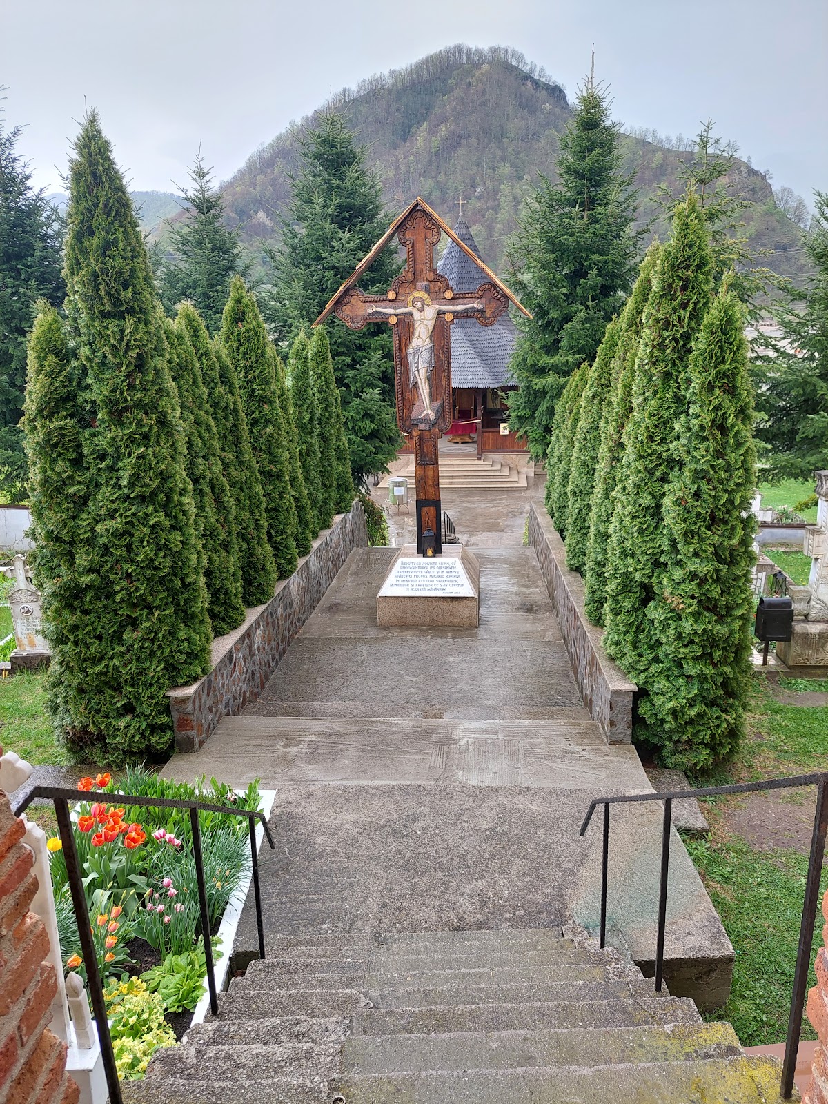 Mănăstirea Cornet - foto 5