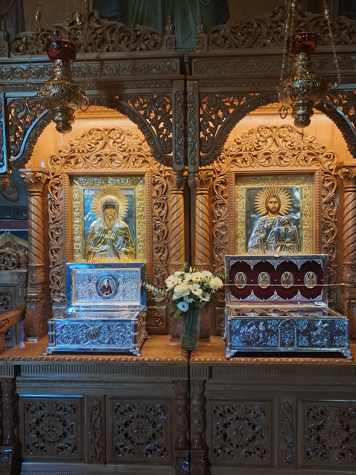 Mănăstirea Duminica Sfinților Români - foto 4