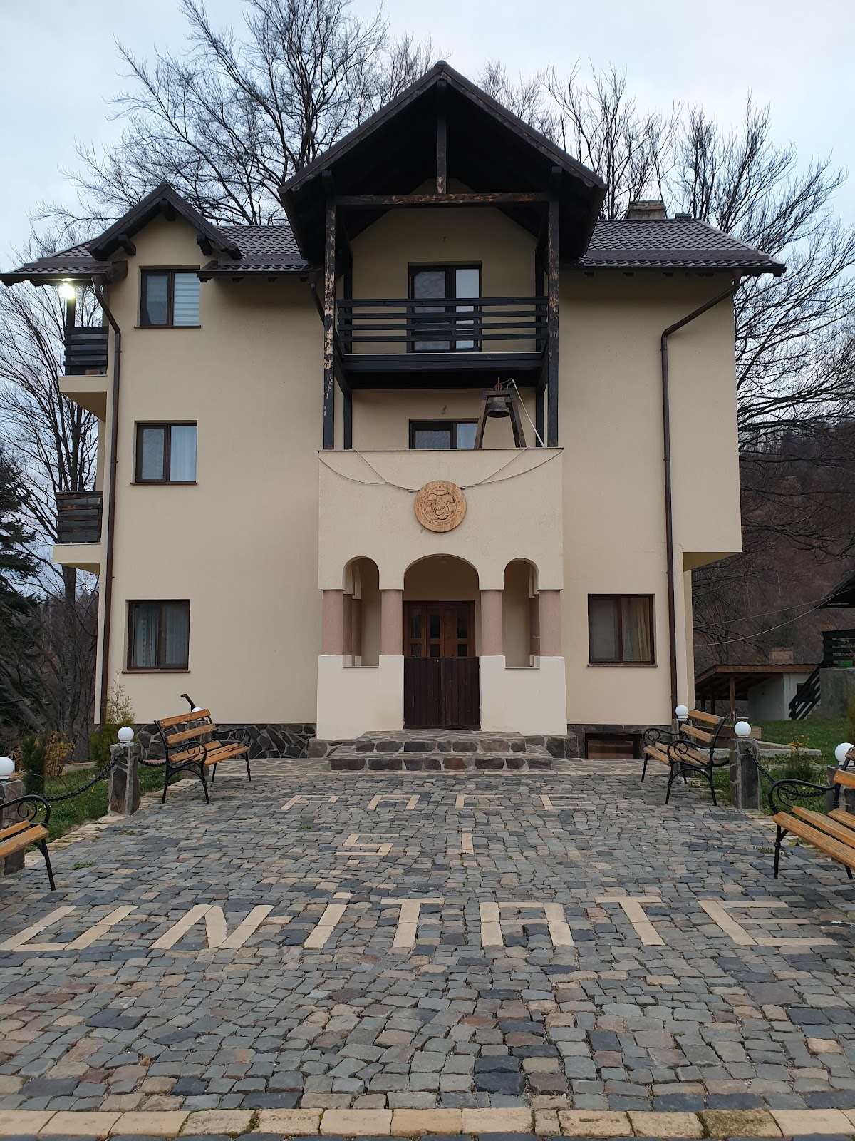 Ferences Kolostor "Szentháromság" - foto 3