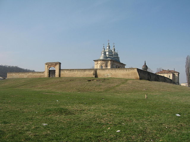 Mănăstirea Frumoasa - foto 2