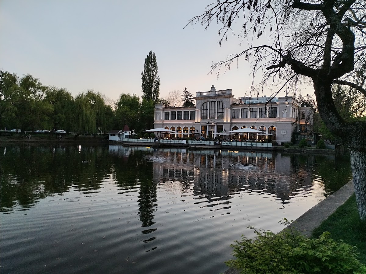 Mănăstirea Greco-Catolică Sfânta Inimă a lui Isus (Surori)