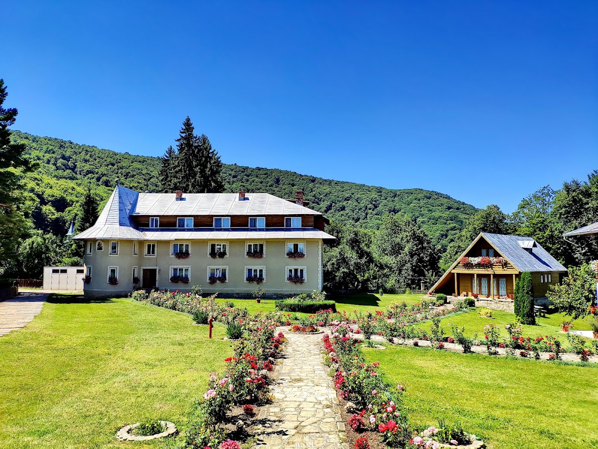 Mănăstirea Înălțarea Domnului Măgura Ocnei - foto 5