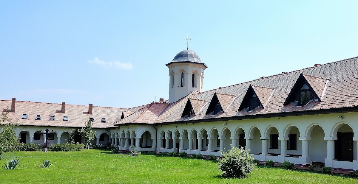 Mănăstirea "Înălțarea Sfintei Cruci" - foto 2