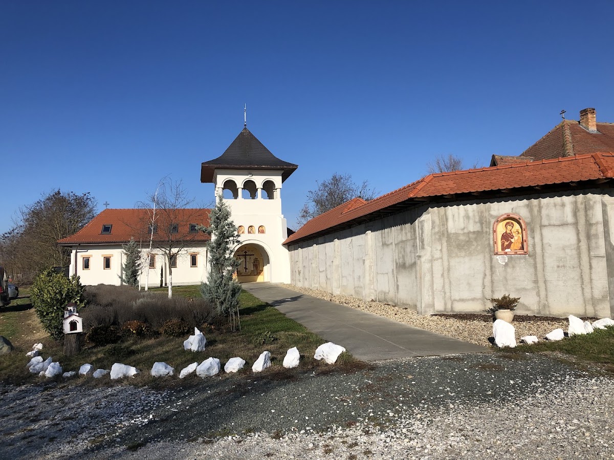 Mănăstirea "Înălțarea Sfintei Cruci" - foto 4