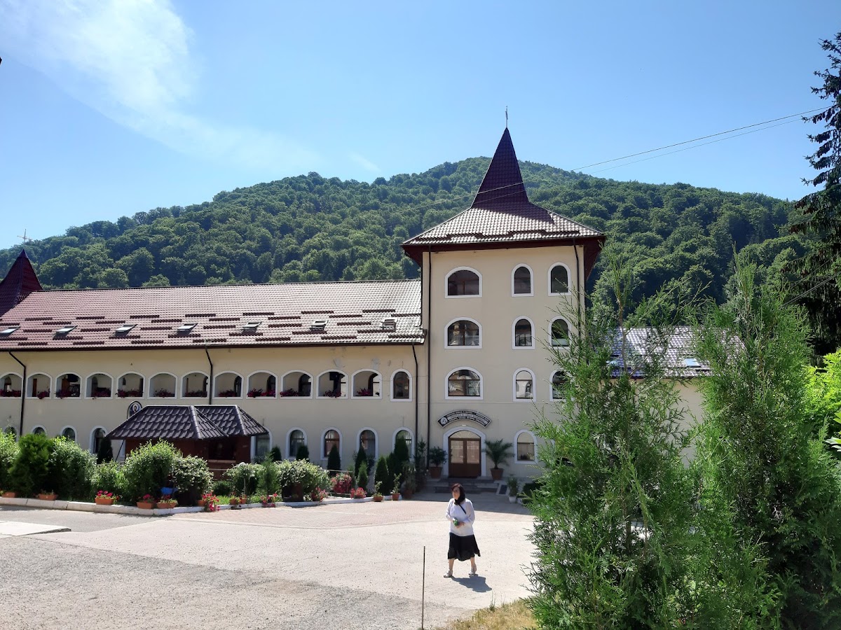 Mănăstirea Nechit - foto 2