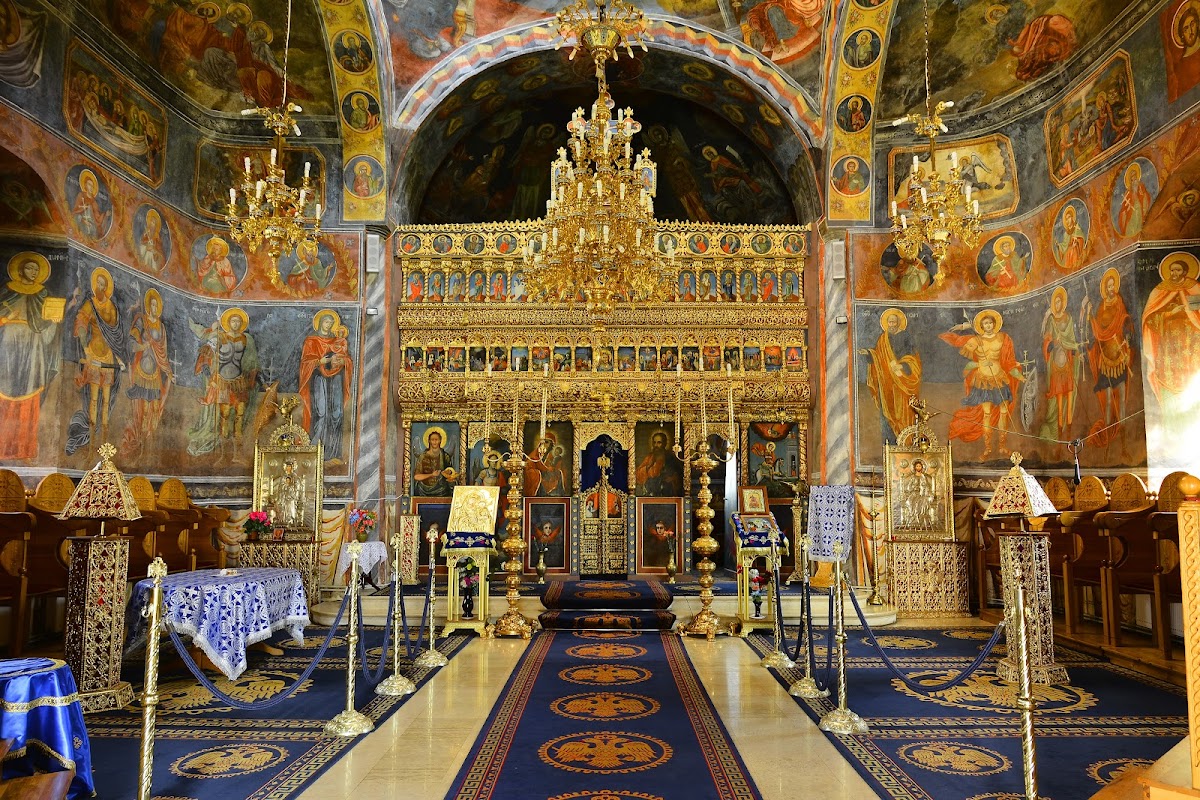 Mănăstirea Nucet - foto 4