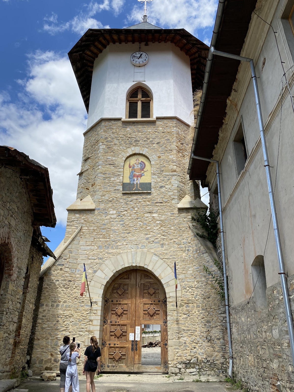 Mănăstirea Pângărați - foto 4