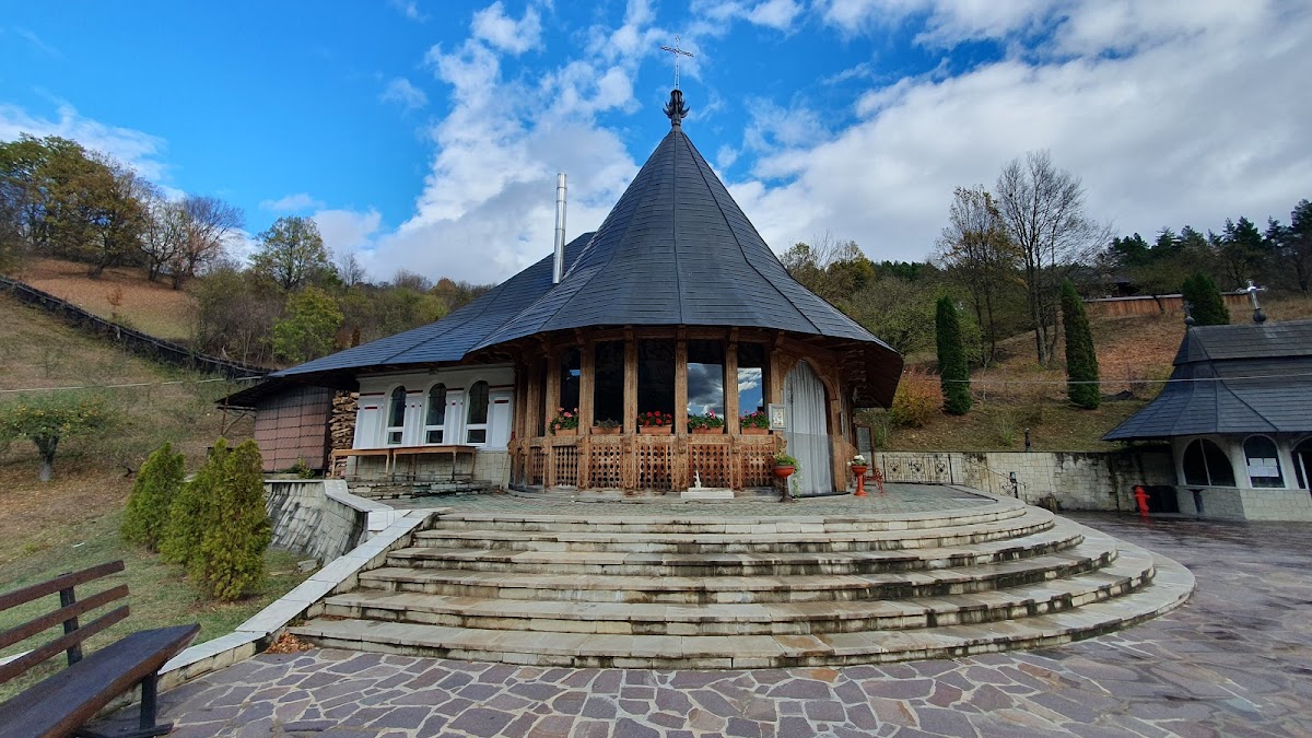 Mănăstirea Pângărați - foto 5